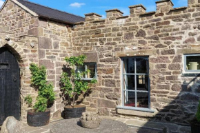 Peak District Cottage set in 5 acres near Buxton